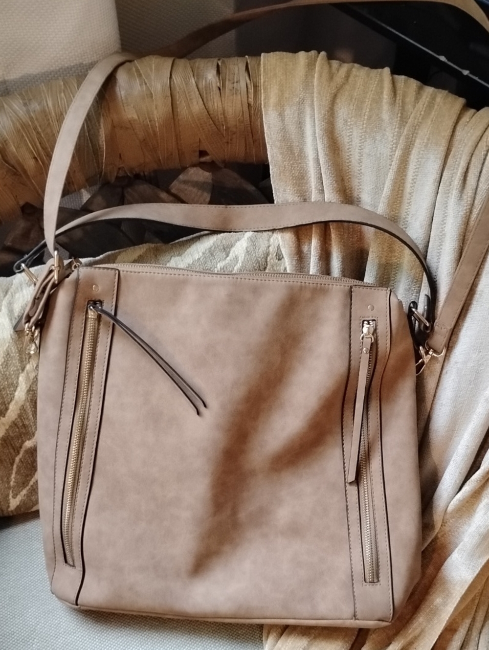 Classic Taupe Unisex Shoulder Bag - Versatile Everyday Tote